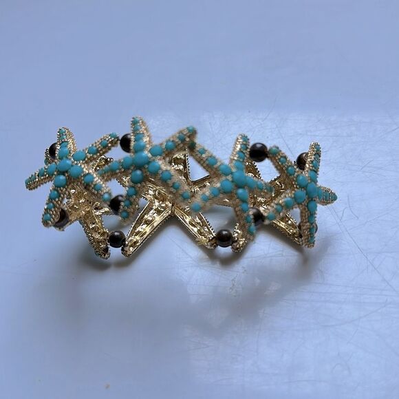 Turquoise and Gold Tone Sparkly Starfish Stretch Bracelet - Picture 3 of 4